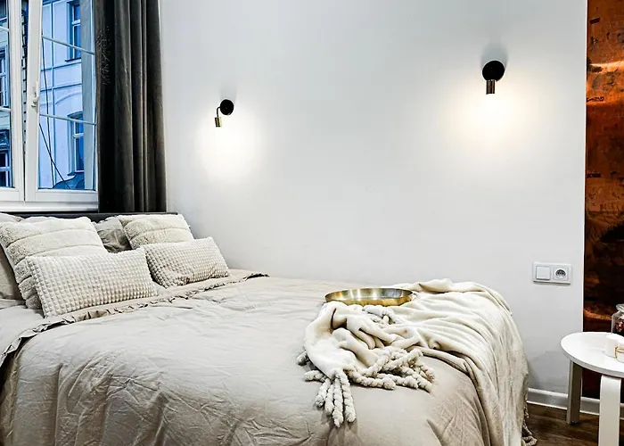 1Min Walk To Market Square, Beautiful Views! Stylish 1Br Kitchen